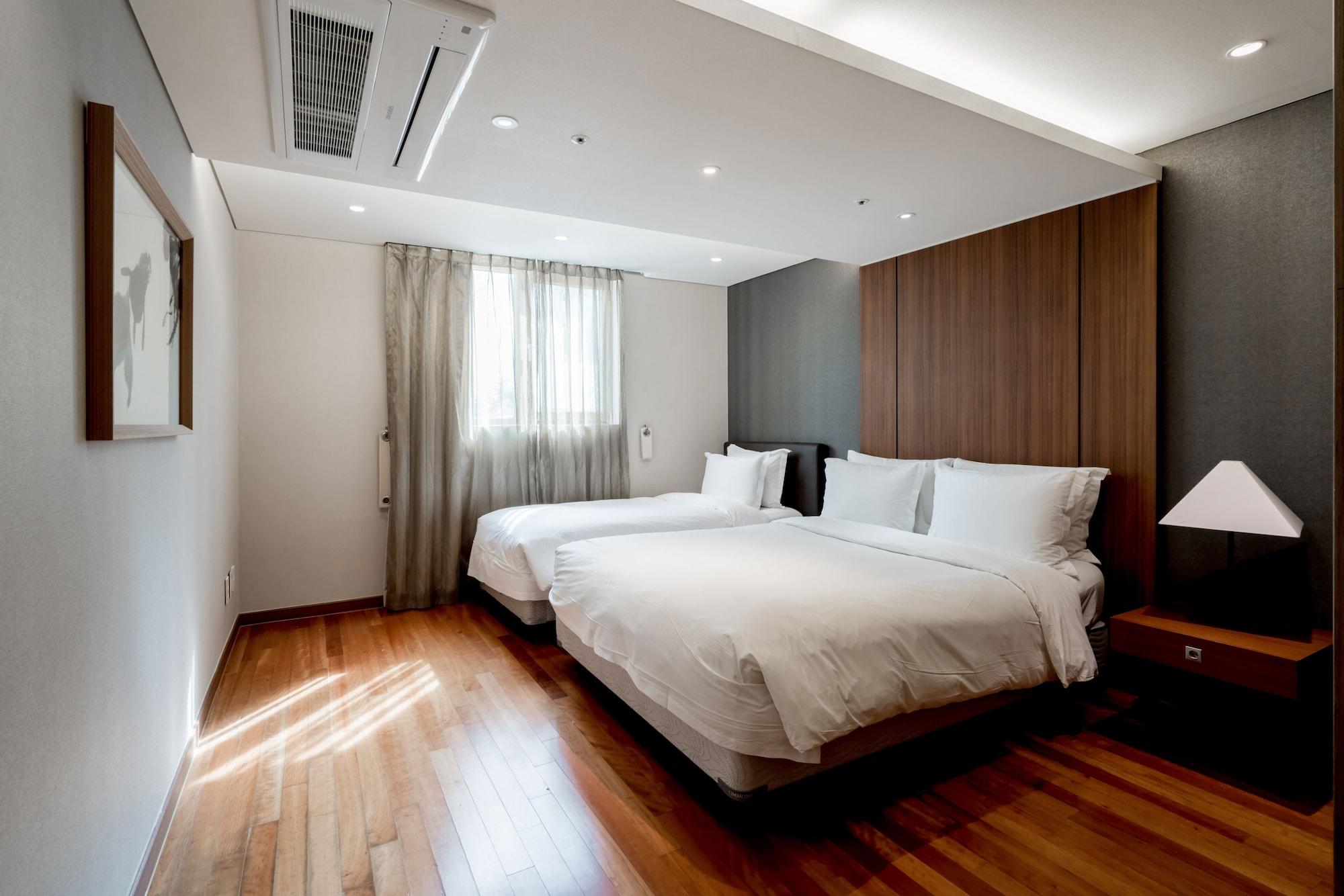 Oriens Hotel & Residences Myeongdong Seul Zewnętrze zdjęcie